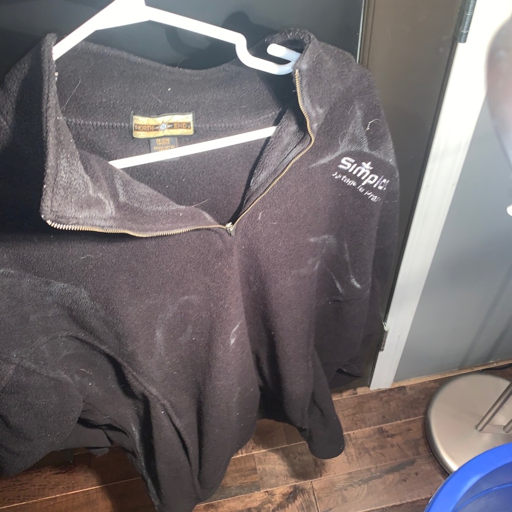 North-End Black quarter zip